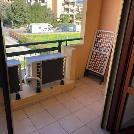 Casa Smeralda A 950m Dalla